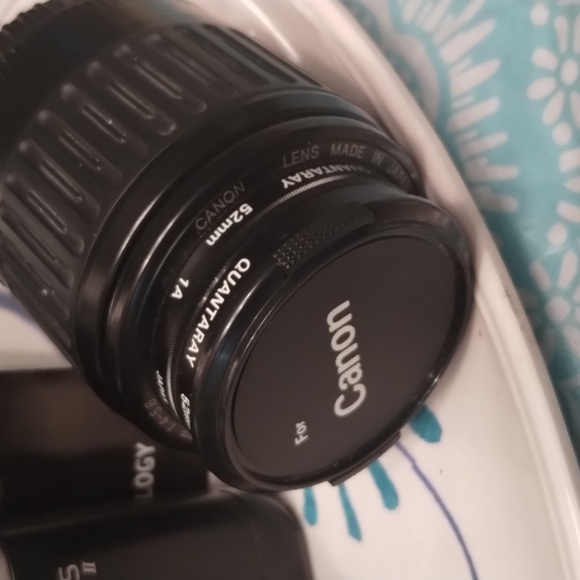 CANON Camera EOS ELANII - Picture 3 of 10